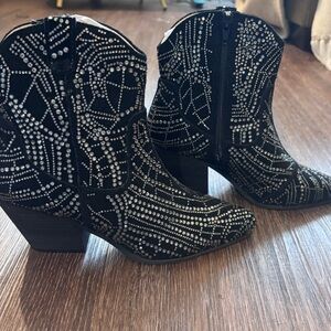 Matisse Heidi rhinestone cowboy Ankle Boots. Brand new!